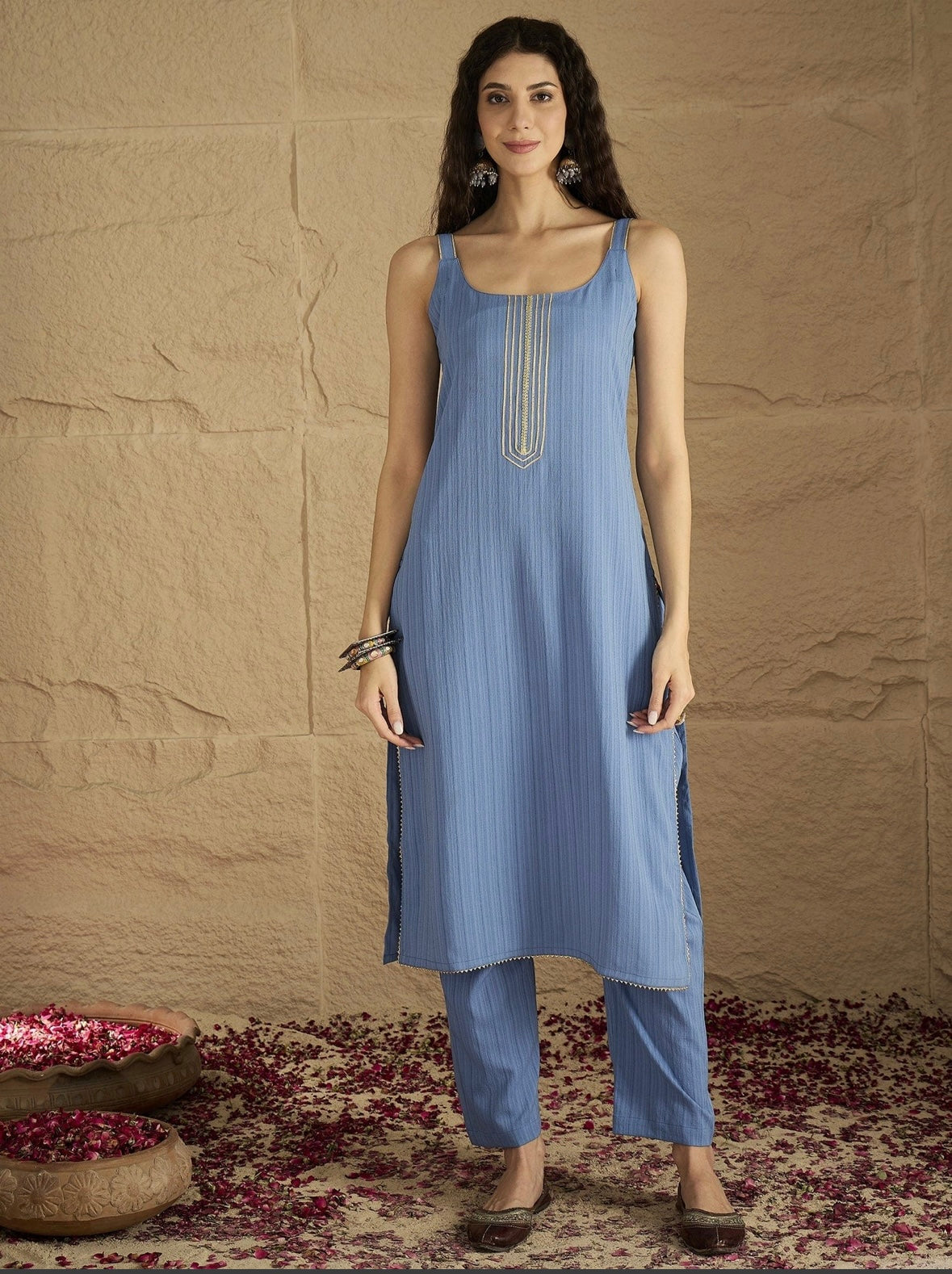Sleeveless Kurta Set - Blue & Gold