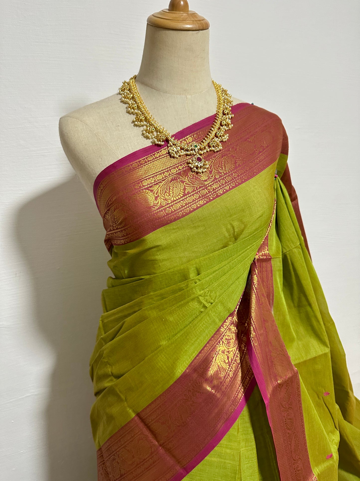 Cotton Saree - Parrot Green & Pink