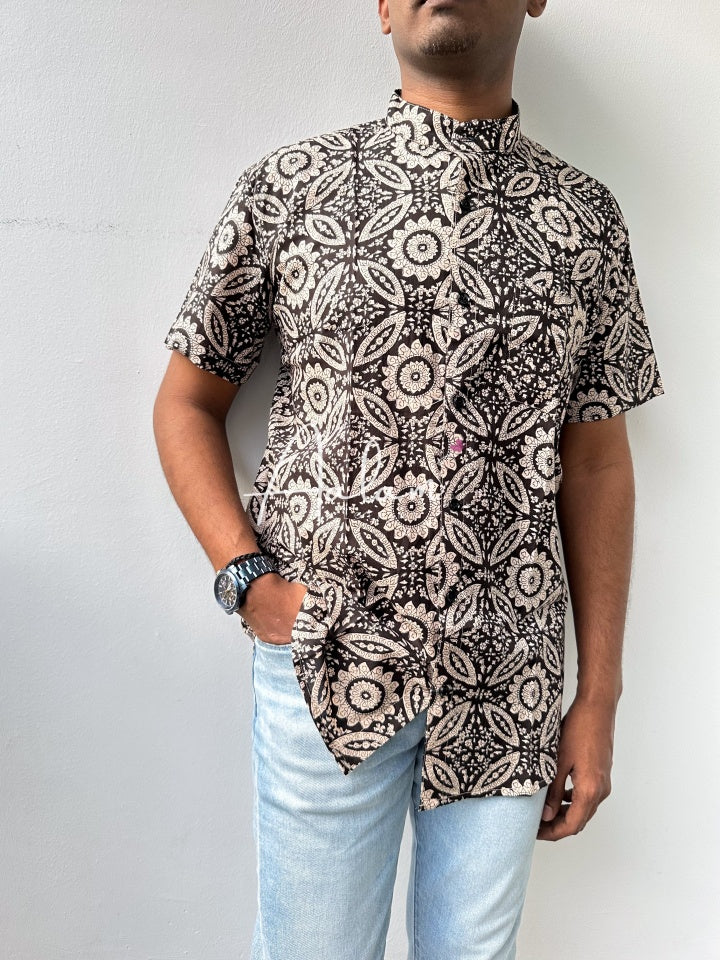 Men Short Sleeve Shirt - Black Printed