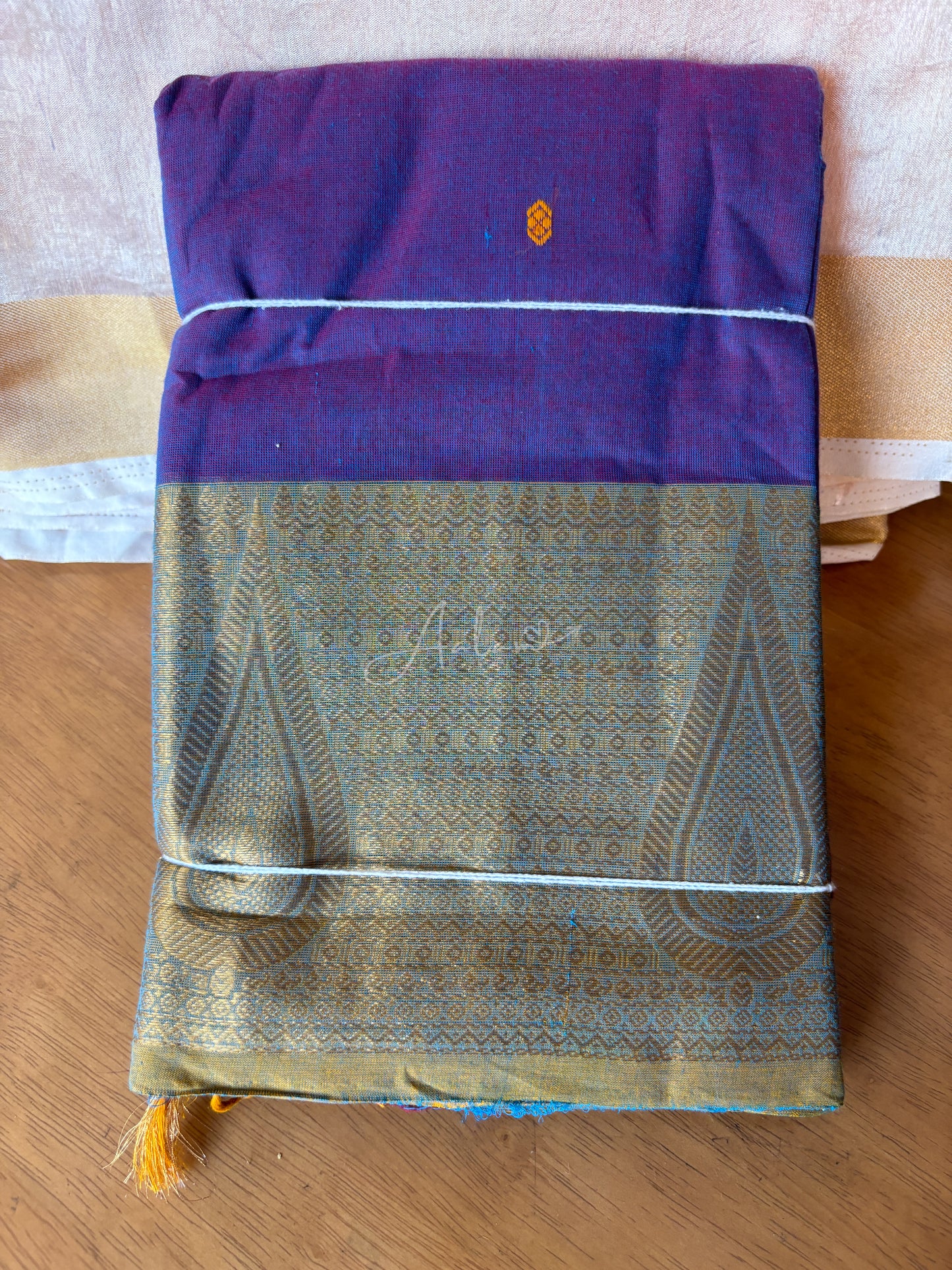 Cotton Saree Leaf Design - Dual tone Purple