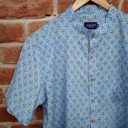 Men’s Light Blue Printed Short Sleeve Shirt