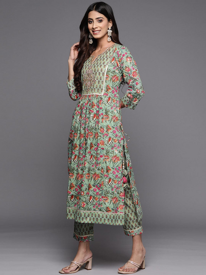 Green Pure Cotton Floral Printed Gotta Patti Kurta With Trousers & Dupatta