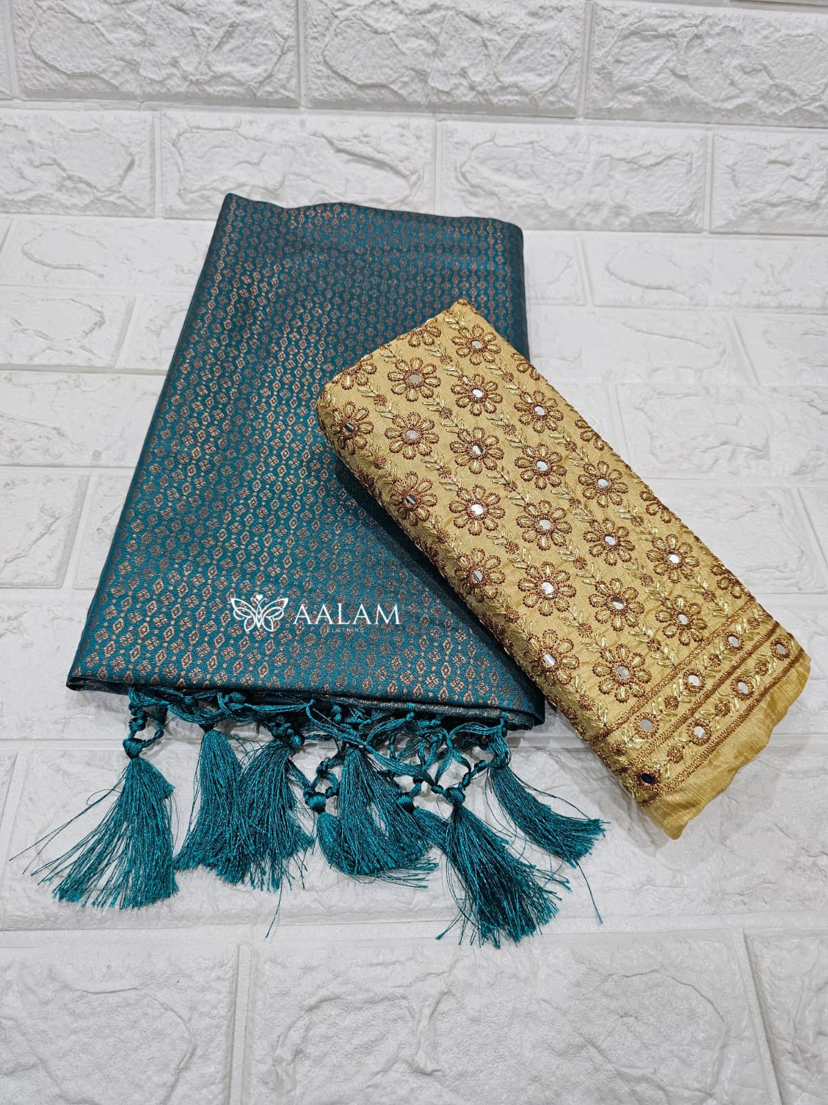 Kubera Silk Saree w Aari blouse - Bottle Green & Gold