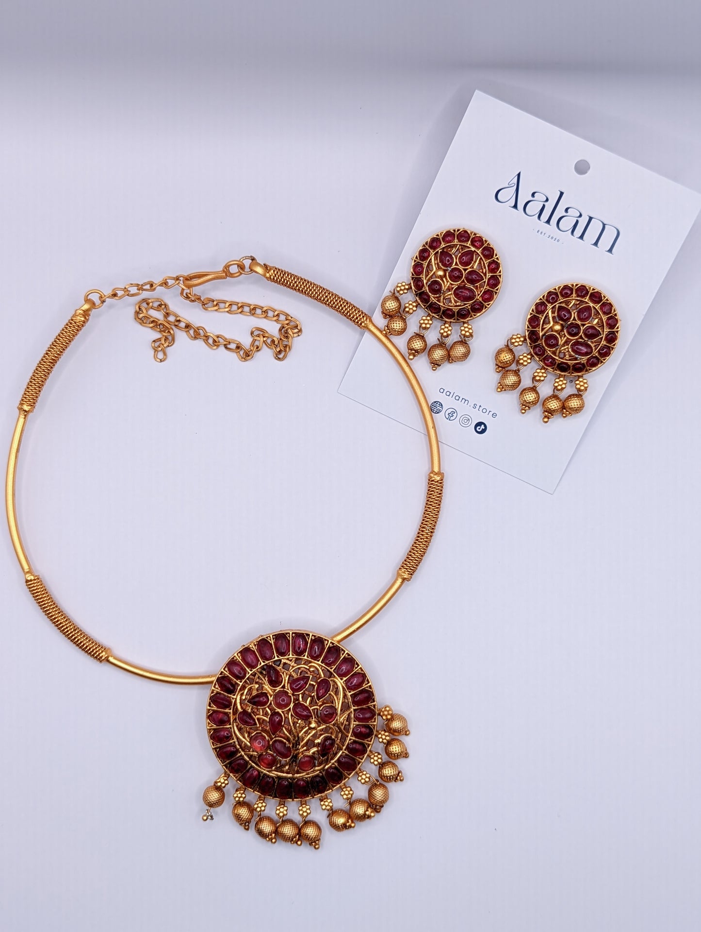 Aadhirai Kemp Choker Set (Ruby)