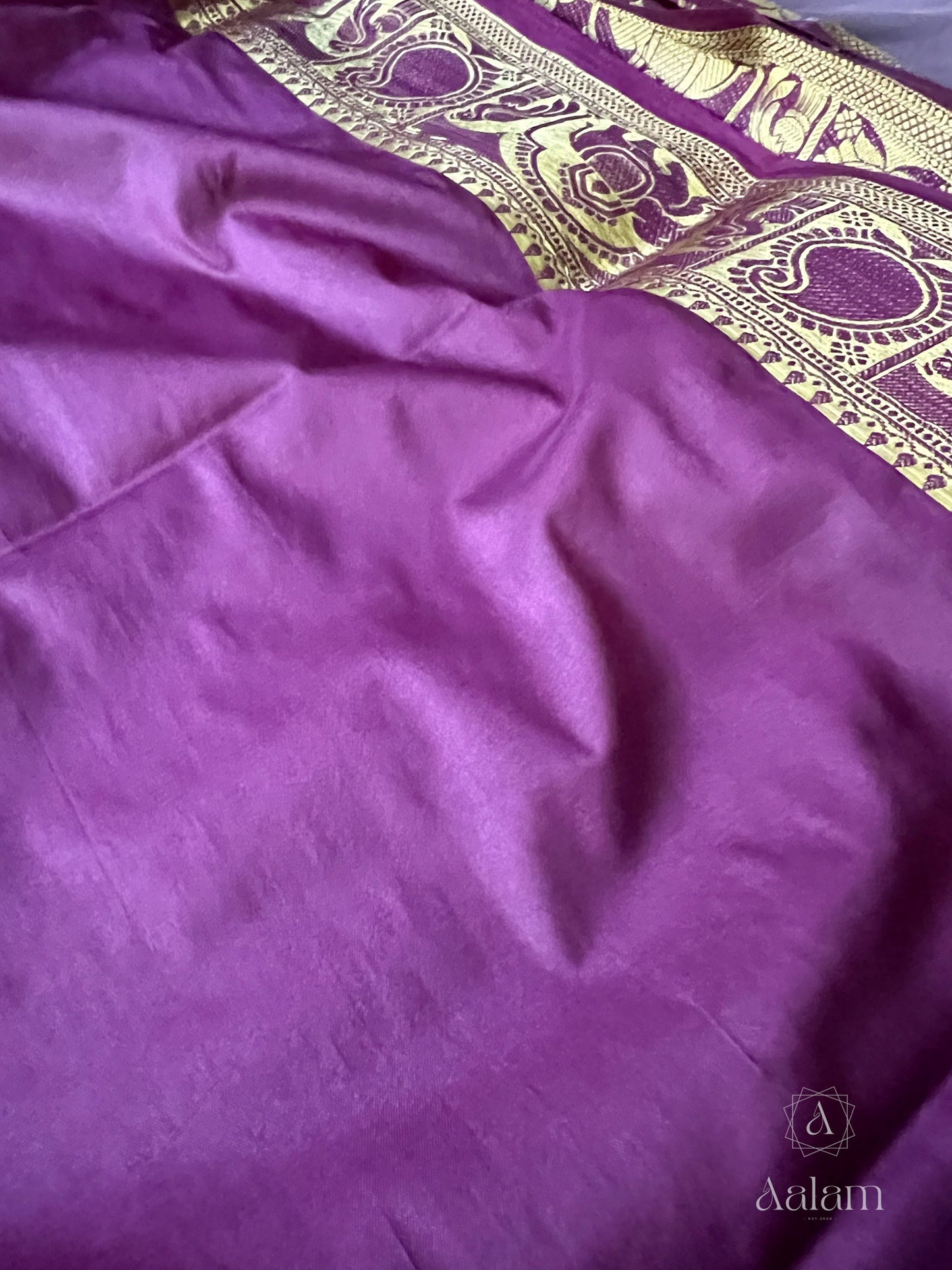 Soft Mysore Crepe Saree - Offwhite-Darkpurple