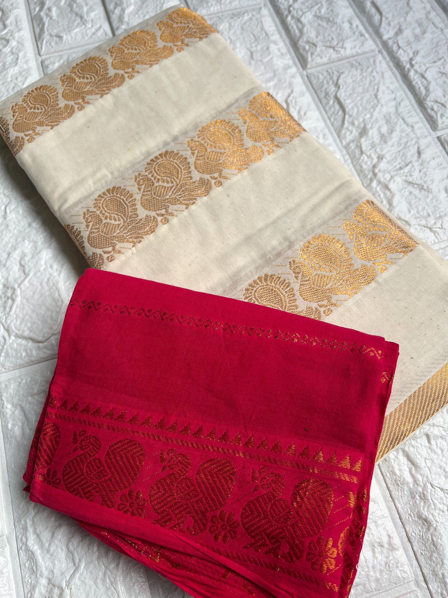 Kerala Saree - White & Red