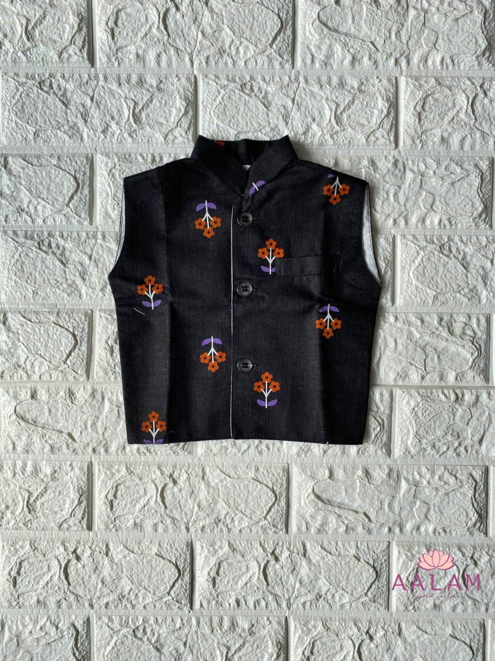 Kurta Pyjama Vest Set in Black & Orange