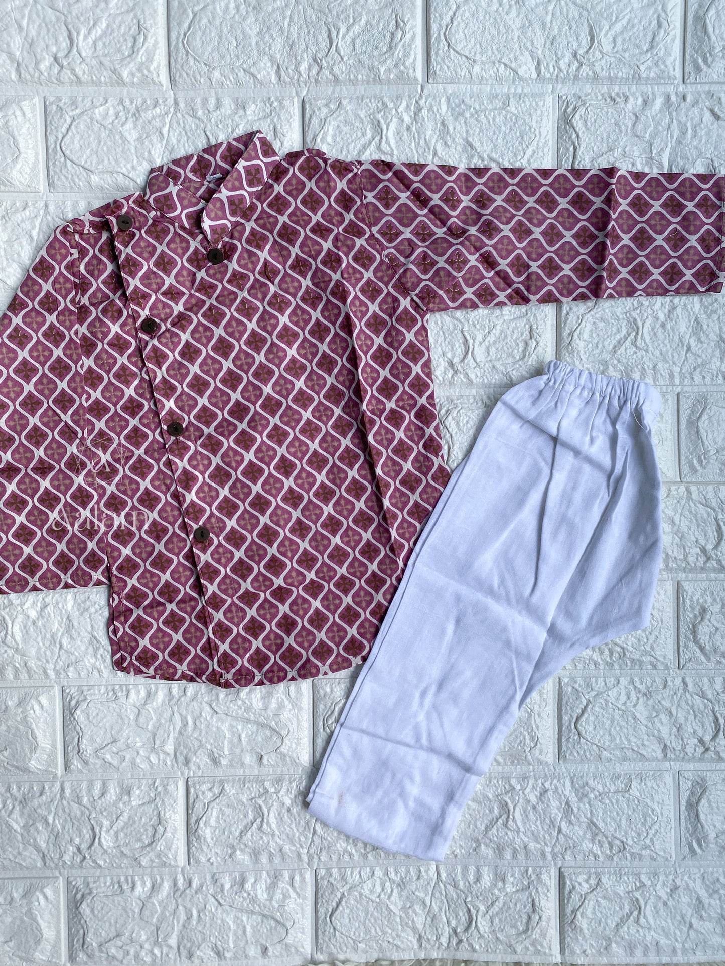 Boys Printed Kurta Pyjama Set (Mauve/Blue)