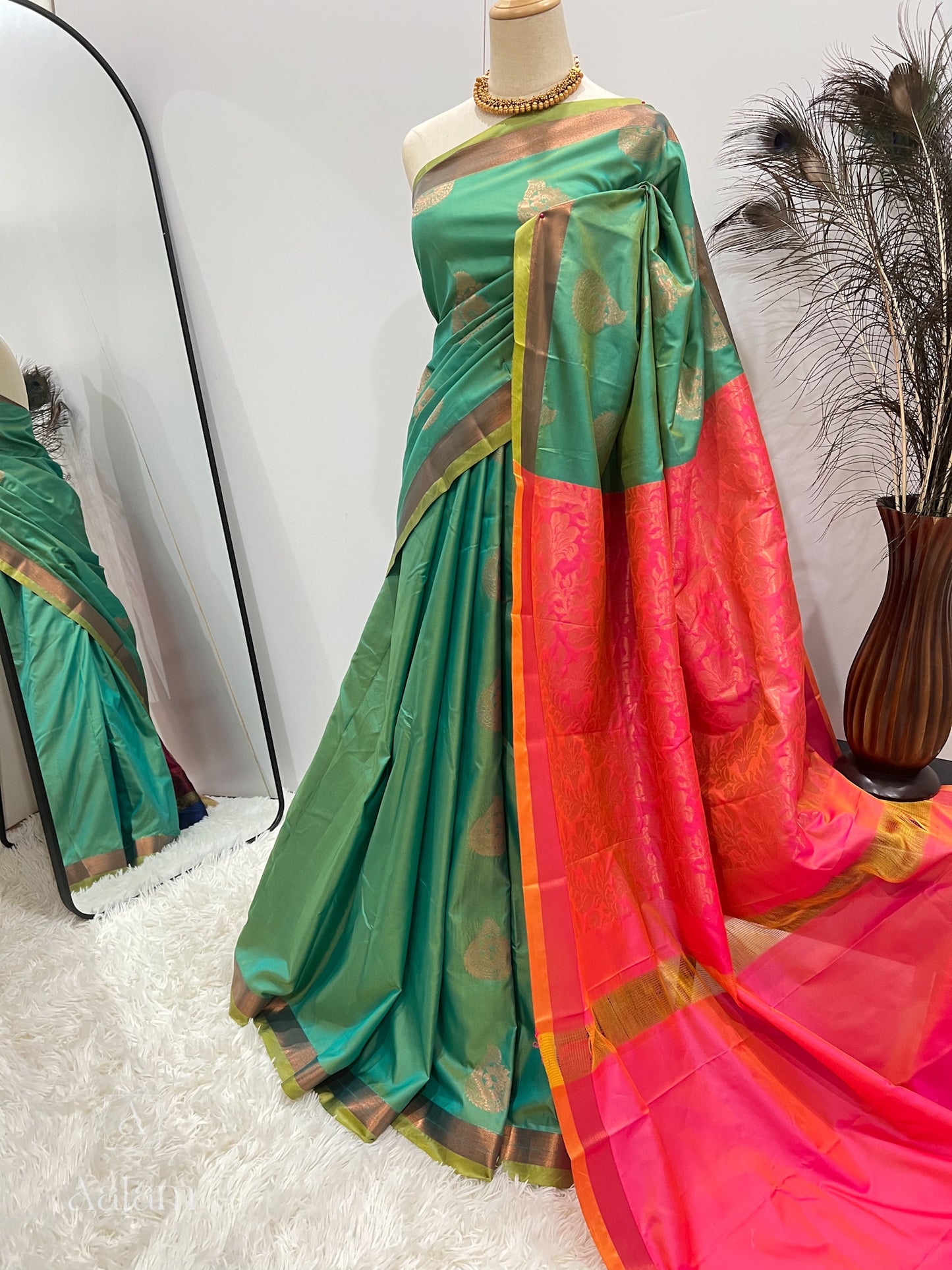 Soft Silk Dual Tone Saree - Green & Pink